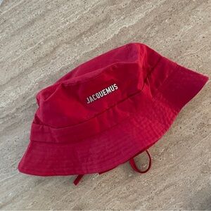 JACQUEMUS Red La Montagne 'Le Bob Gadjo' Bucket Hat	56
